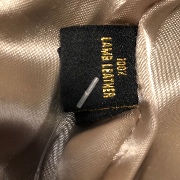 Leather Jacket - Picture 4 of 8